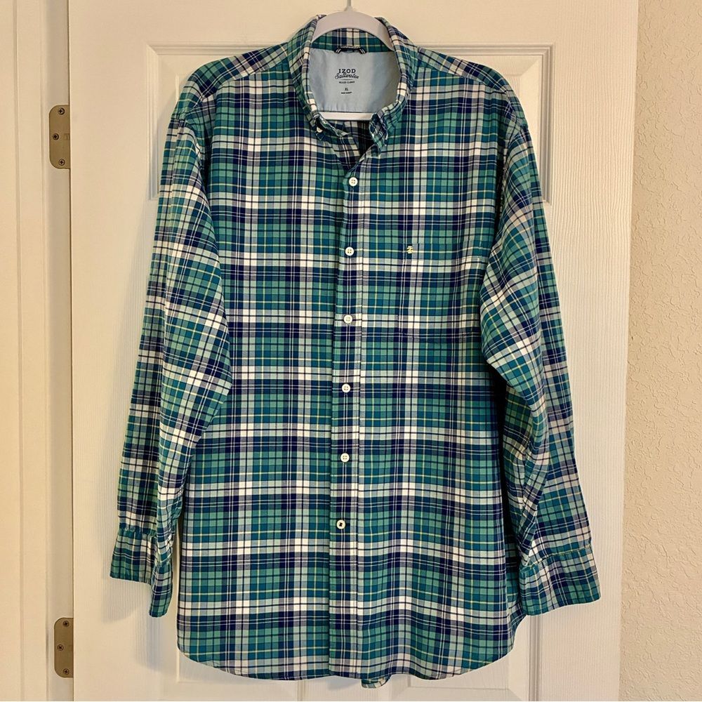 IZOD Shirt Men’s XL Plaid Button Down Green Blue Long Sleeve Preppy Coastal